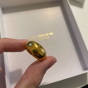 Bagatiba small gold orb ring size 6 NWT NEVER WORN